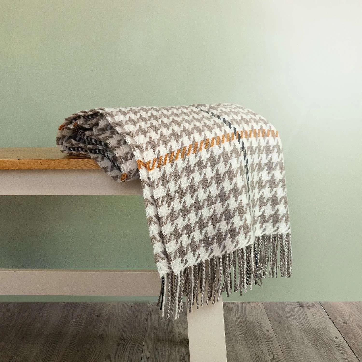 Carroglen Wool Throw - Mushroom